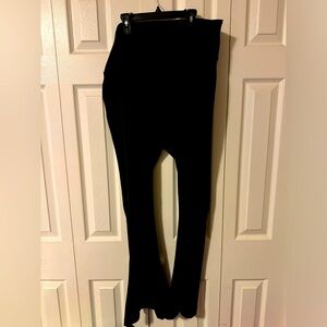 Lululemon size 16 flares